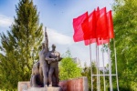 В г. Красноармейске продолжаются работы по ремонту мемориала "Памяти павшим в ВОВ"