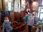 Для воспитанников центра "Семья" была организована экскурсия в Красноармейский краеведческий музей