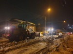Работники МУП "Комбинат благоустройства" в данное время занимаются вывозом снега 
