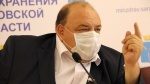 На актуальные вопросы, связанные с лечением коронавируса, отвечает министр здравоохранения региона Олег Костин