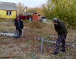 Жители села Садовое восстановили место для игр ребятишкам села