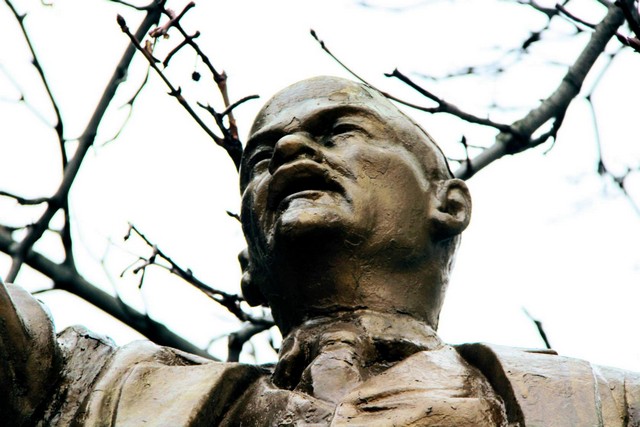 Памятник Ленину.jpg