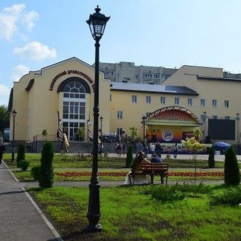 Здание театра.jpg